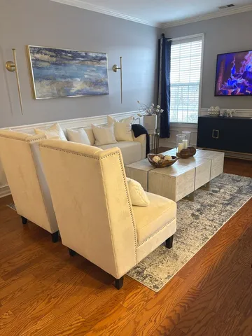 $2,395 | 549 Springbrook Trail North, Oswego, IL 60543