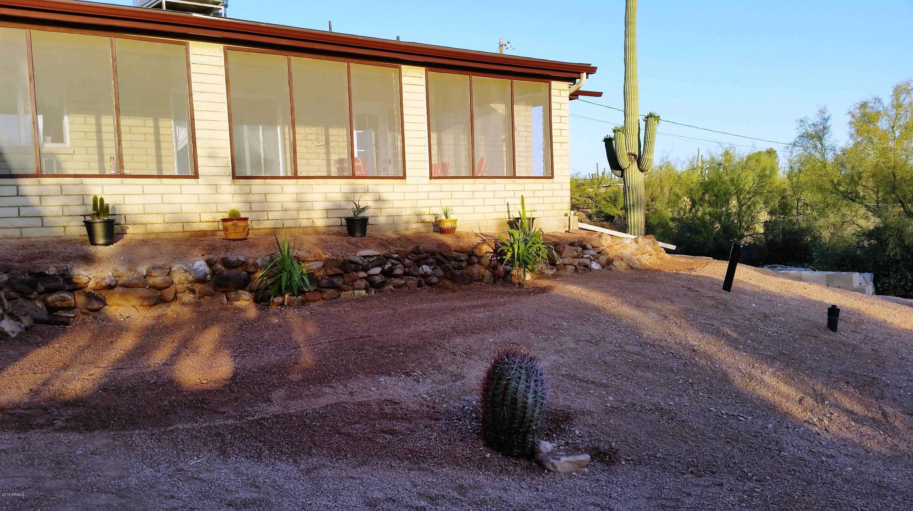 2110 North Sunset Road Apache Junction, AZ 85119 - Photo 26 of 35 outside back AZ room