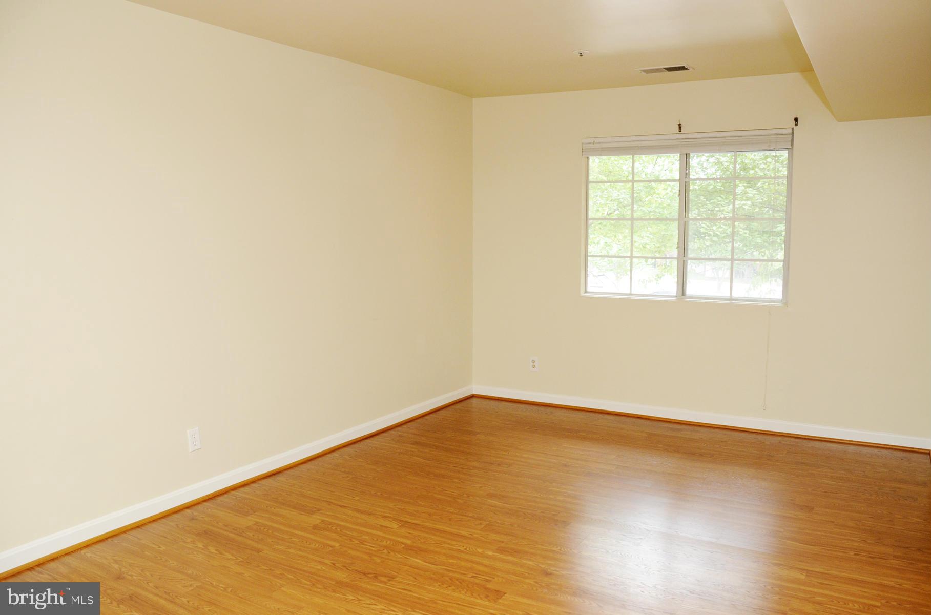 4906 Columbia Road, Unit 8125 Columbia, MD 21044 - Photo 6 of 14 Dining Room