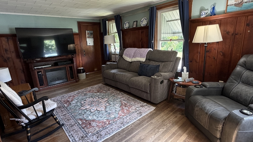 445 Lebanon Hill Road Southbridge, MA 01550 - Photo 5 of 38