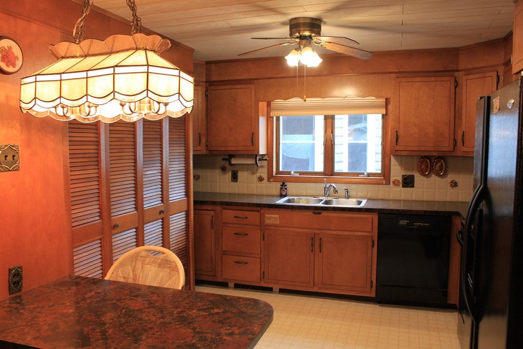 433 Ridgley Street Orbisonia, PA 17243 - Photo 8 of 30 Gallery Image 8
