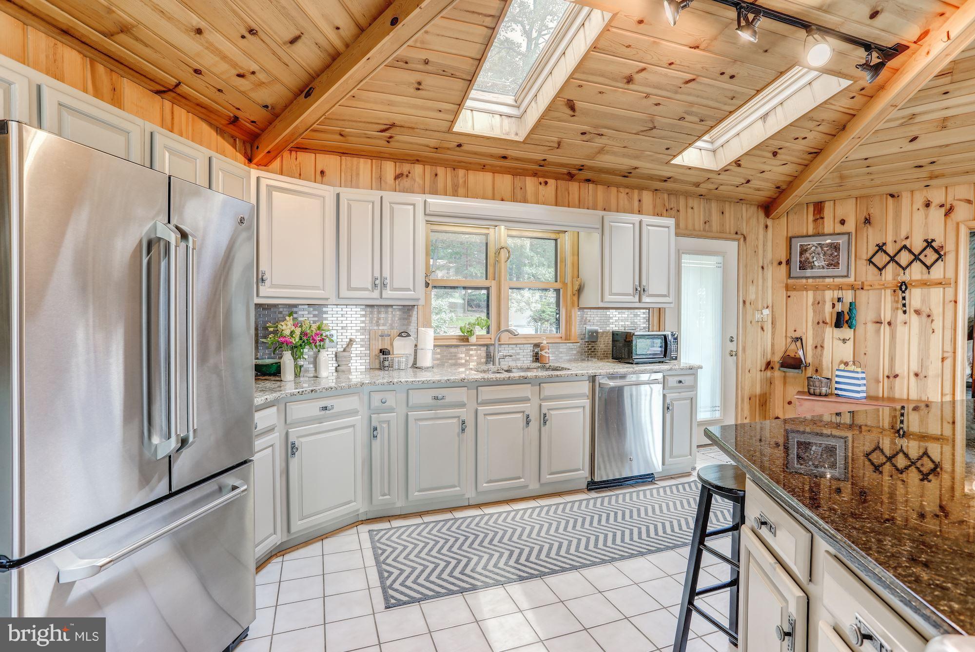 163 Luchase Road Linden, VA 22642 - Photo 3 of 30 Gallery Image 3