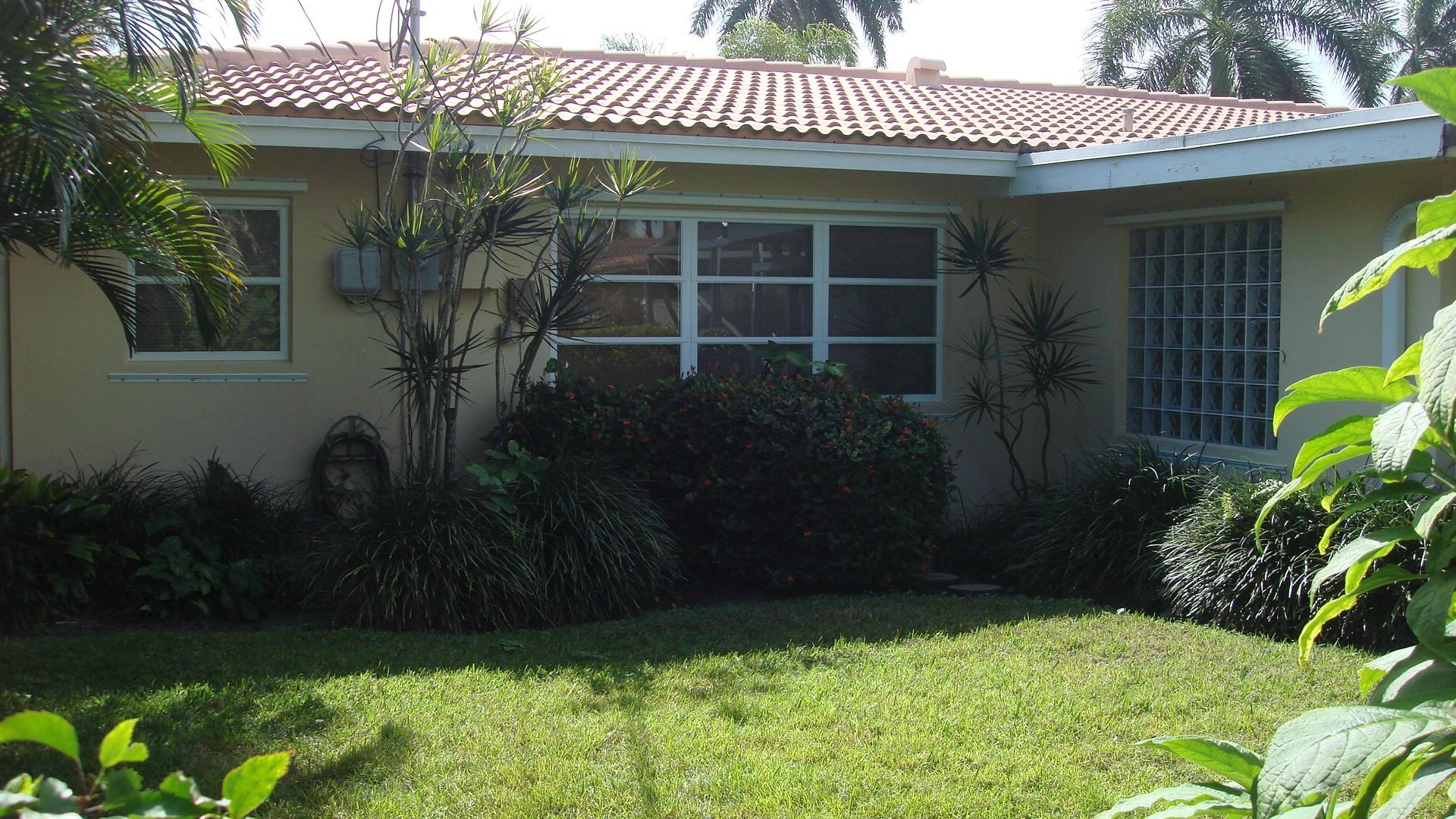 1045 Southwest 13th Street Boca Raton, FL 33486 - Photo 4 of 19 Rear 1