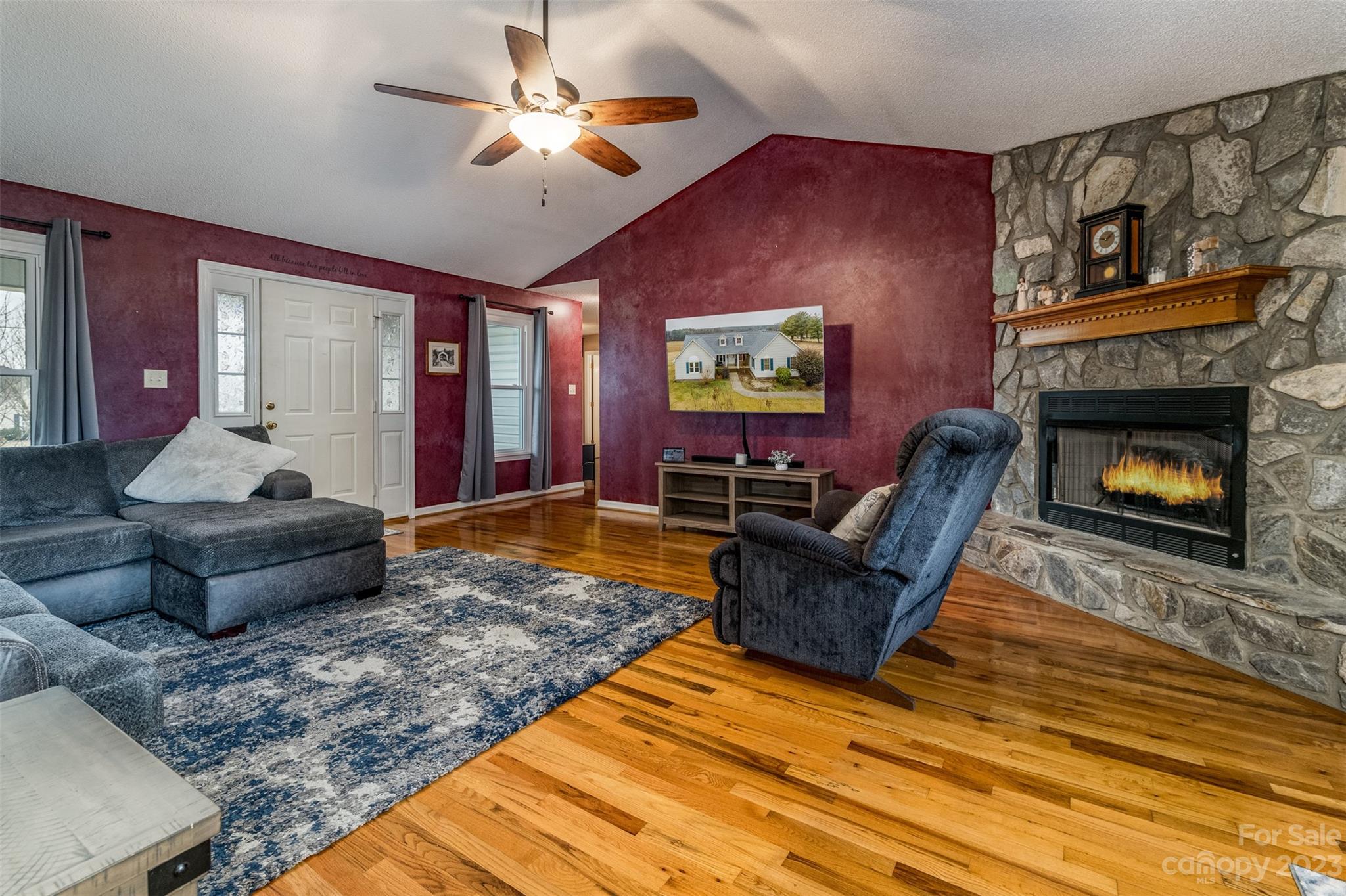 4105 Davis Road Maiden, NC 28650 - Photo 5 of 33 Gallery Image 5