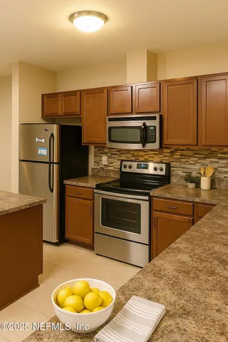 $1,675 | 4220 Plantation Oaks Boulevard, Unit 1812, Orange Park, FL 32065