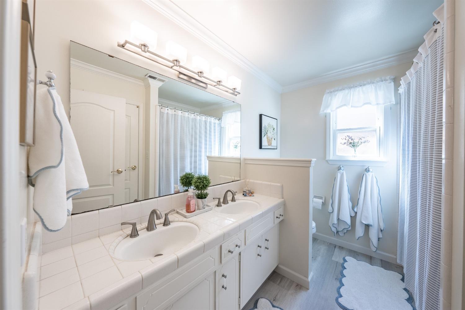 420 Mainberry Drive Madera, CA 93637 - Photo 26 of 47