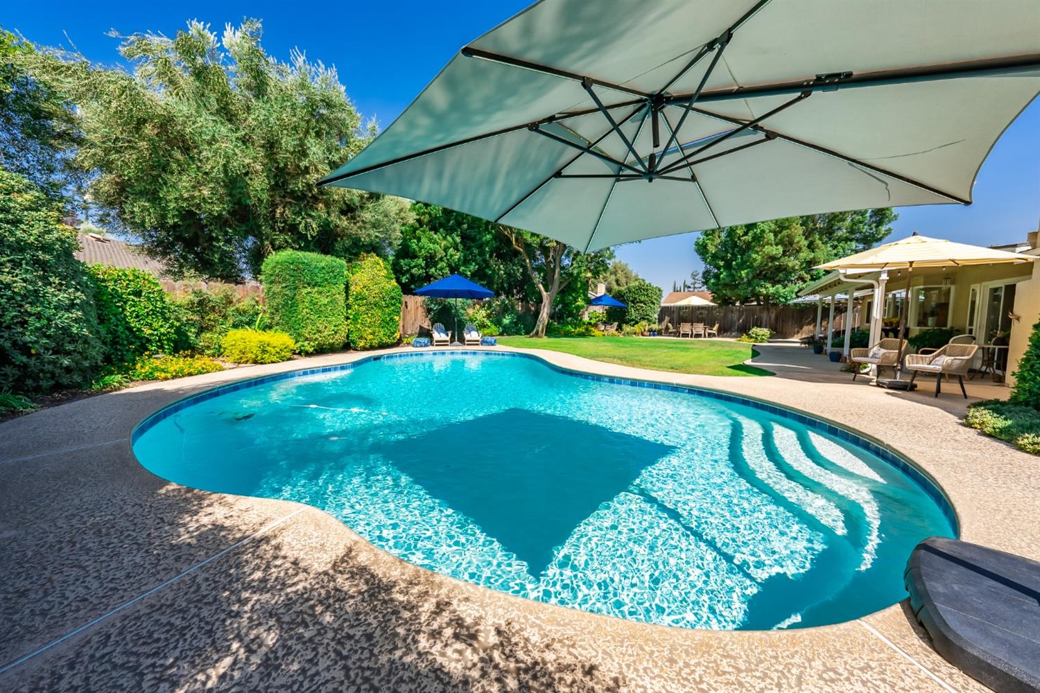 420 Mainberry Drive Madera, CA 93637 - Photo 35 of 47