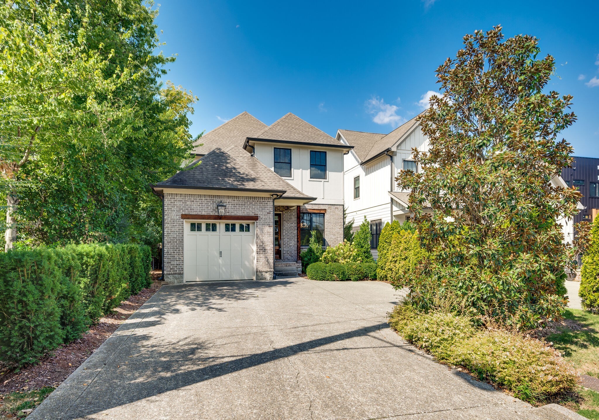 4123 Lone Oak Road Nashville, TN 37215 - Photo 1 of 42