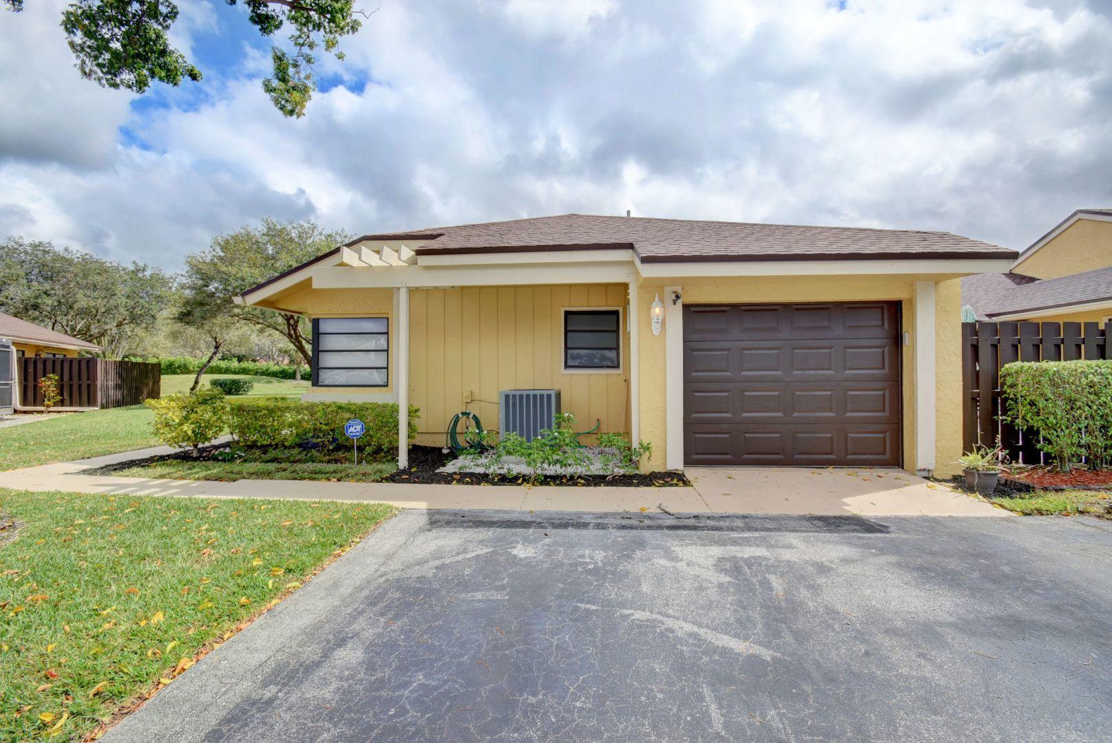 22710 Vistawood Way Boca Raton, FL 33428 - Photo 1 of 27 Attached 1 Car Garage!