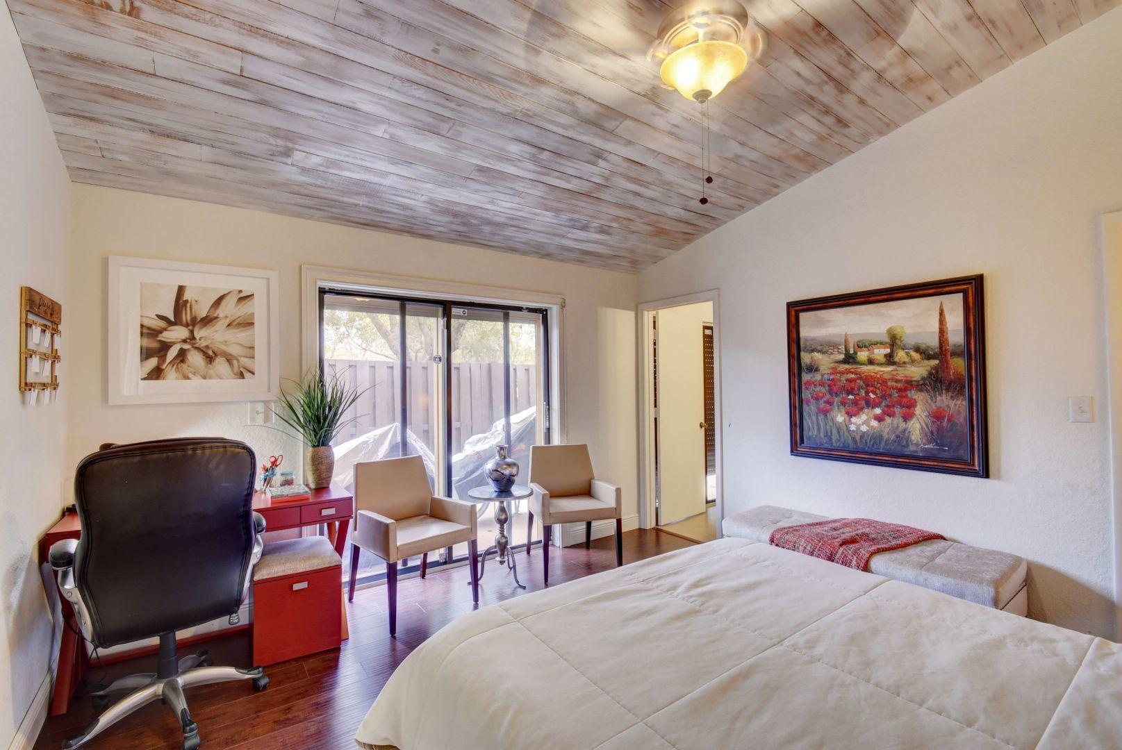 22710 Vistawood Way Boca Raton, FL 33428 - Photo 13 of 27 Gorgeous White Washed Wood Ceiling