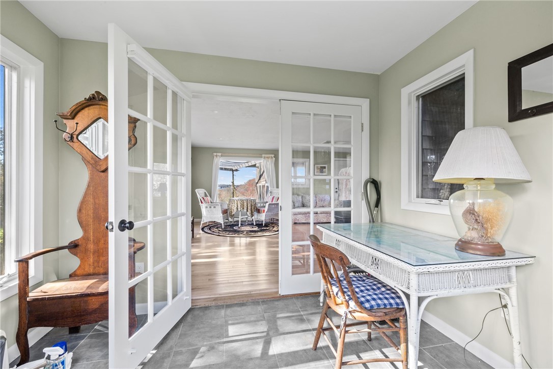 247 West Main Road Little Compton, RI 02837 - Photo 5 of 15