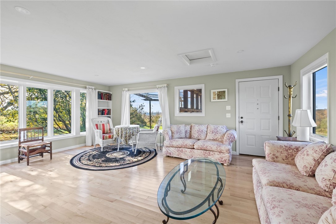 247 West Main Road Little Compton, RI 02837 - Photo 7 of 15