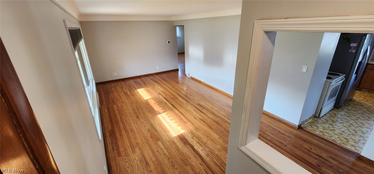 30121 Barjode Road Willowick, OH 44095 - Photo 3 of 19 Living room.