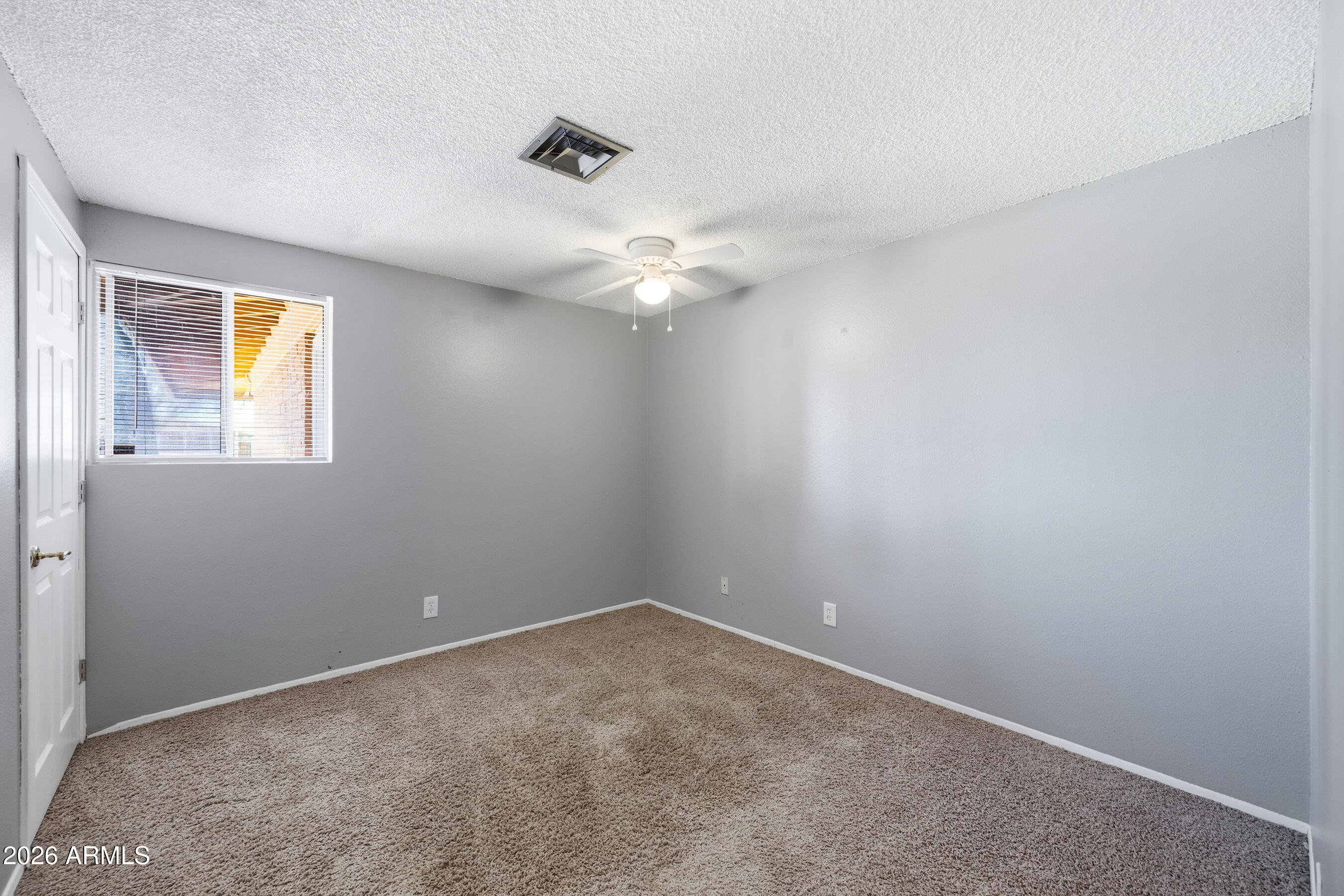 3737 West Griswold Road Phoenix, AZ 85051 - Photo 20 of 27 20-3737WGA-ocupix-