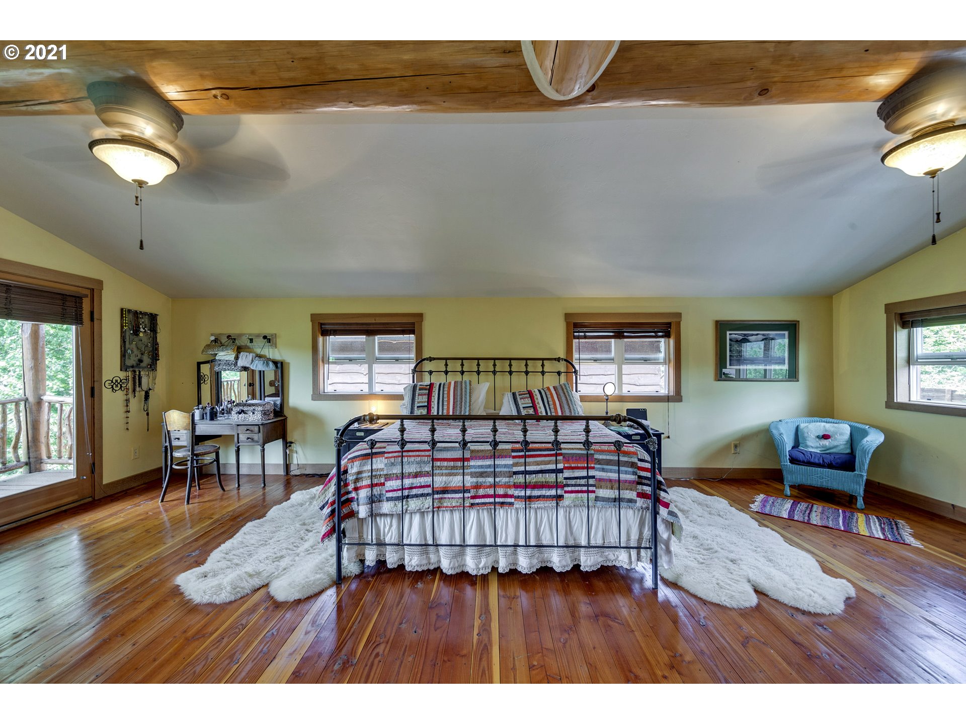 121 Snowden Road White Salmon, WA 98672 - Photo 17 of 32 Gallery Image 17