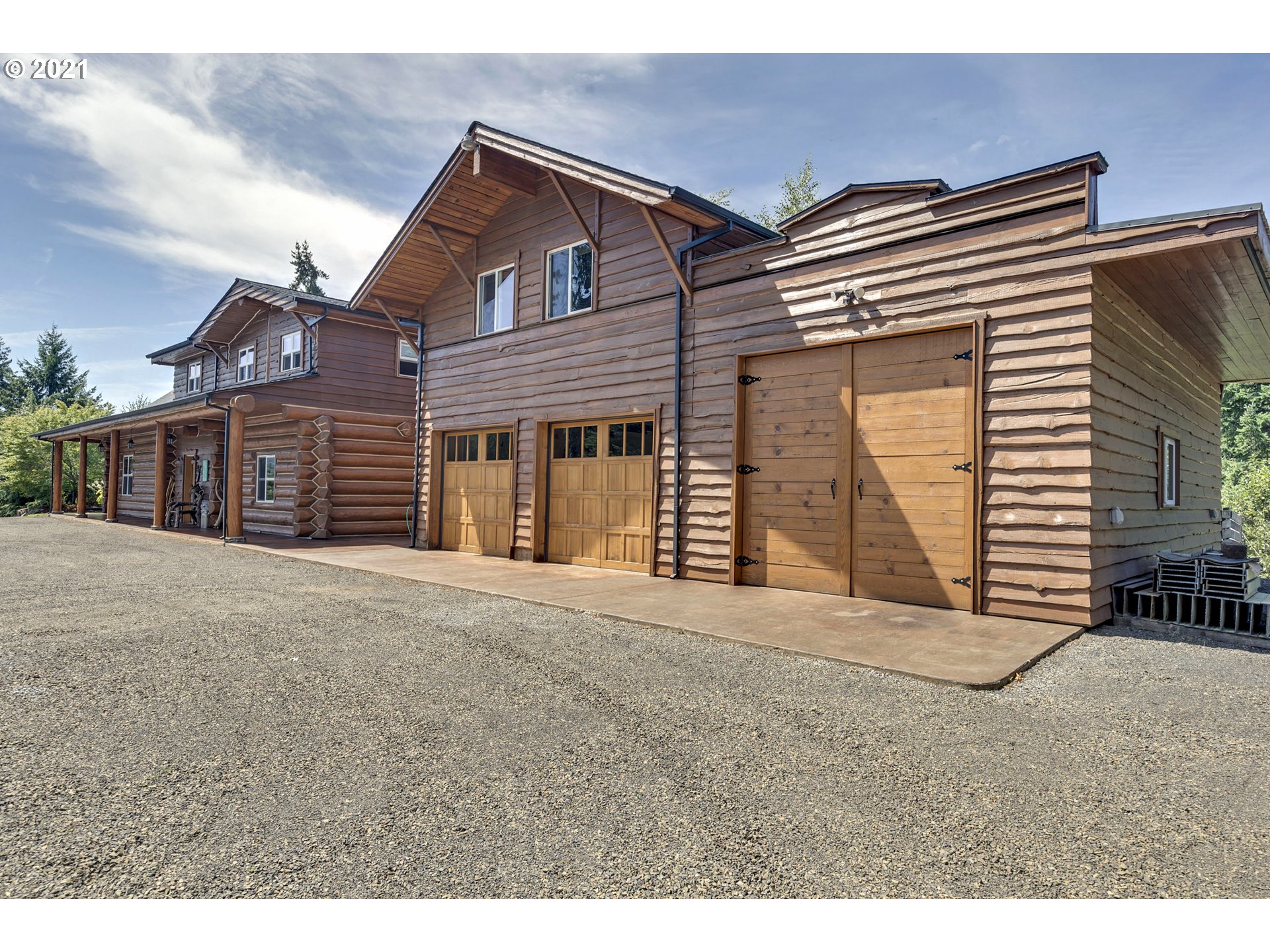 121 Snowden Road White Salmon, WA 98672 - Photo 3 of 32 Gallery Image 3