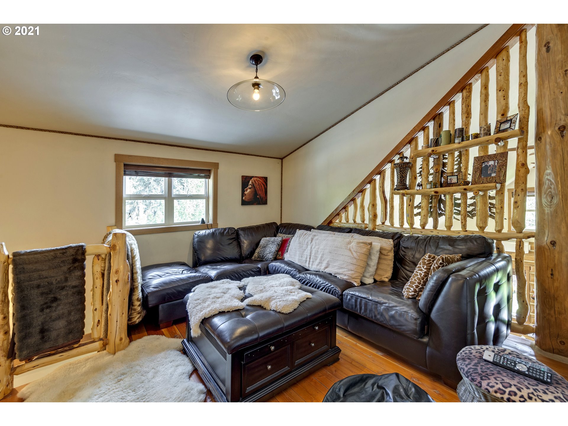121 Snowden Road White Salmon, WA 98672 - Photo 22 of 32 Gallery Image 22