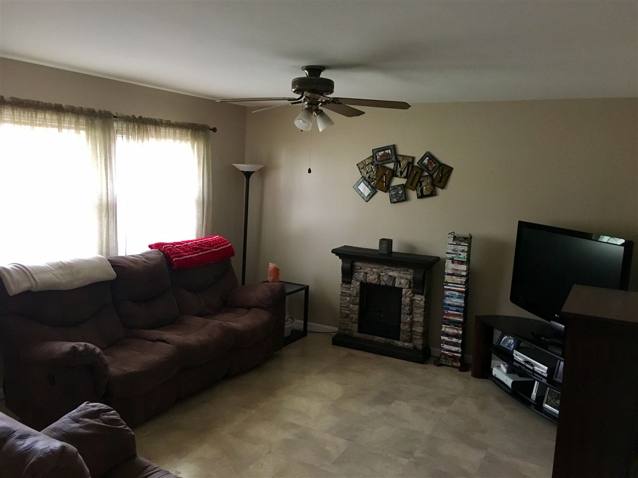 6533 Valley Road Newburgh, IN 47630 - Photo 3 of 13