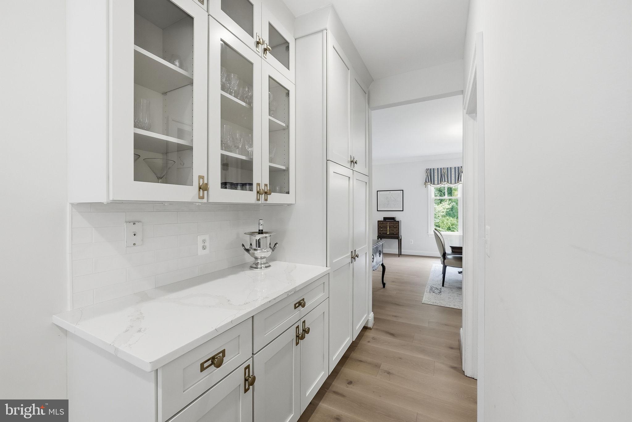 2608 Hunter Mill Road Oakton, VA 22124 - Photo 12 of 50