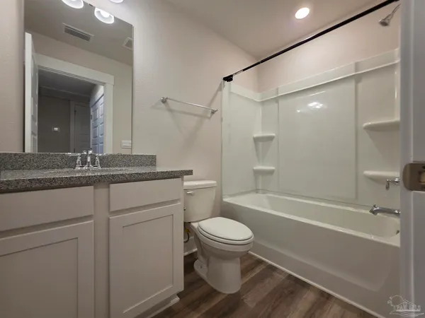$1,850 | 9525 Nature Crk Circle, Pensacola, FL 32526