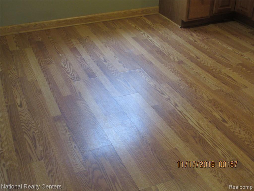 6579 Pelham Road Allen Park, MI 48101 - Photo 8 of 37