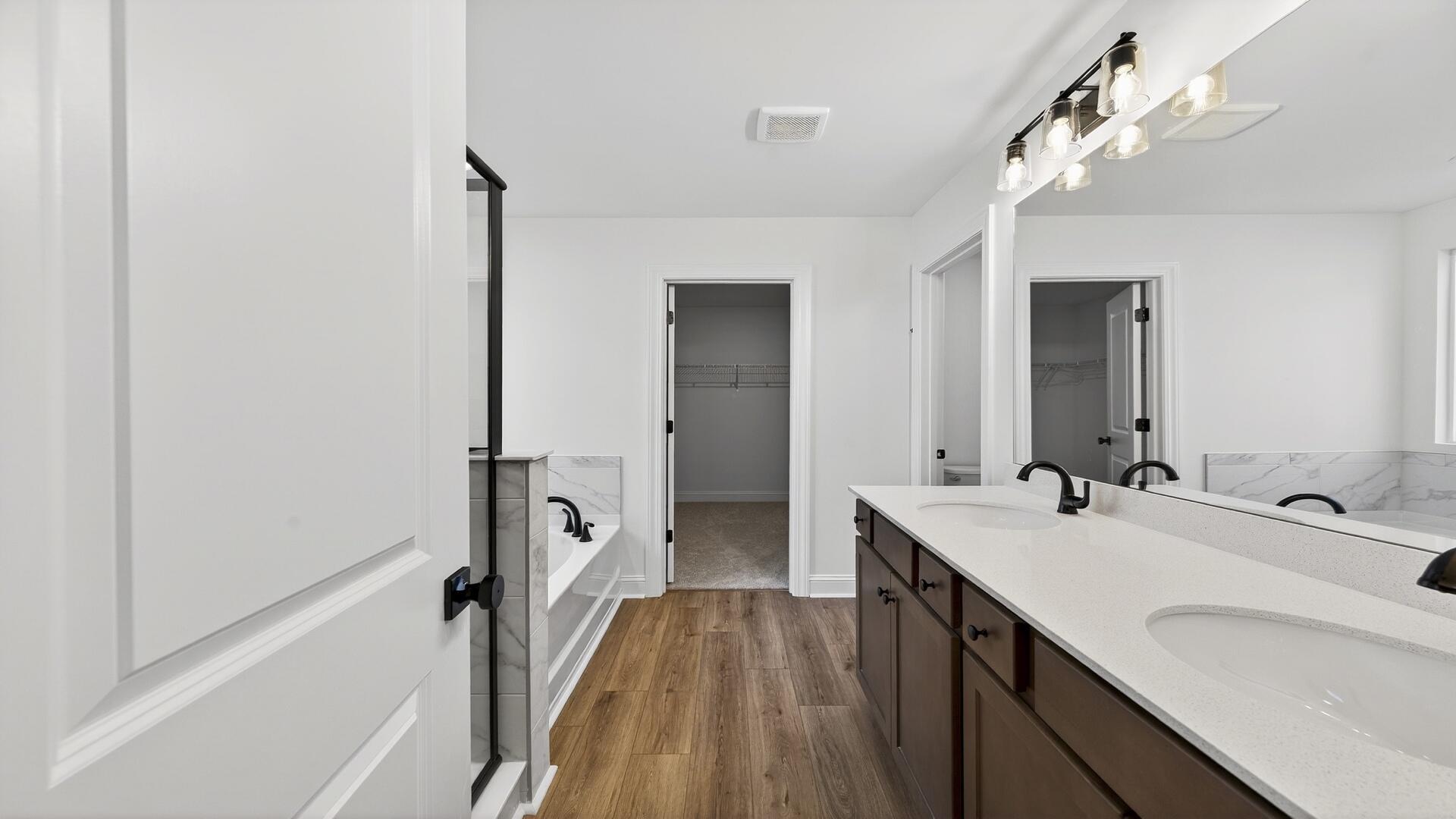 477 Cadbury Loop Summerville, SC 29486 - Photo 19 of 28 Primary Bathroom(3)