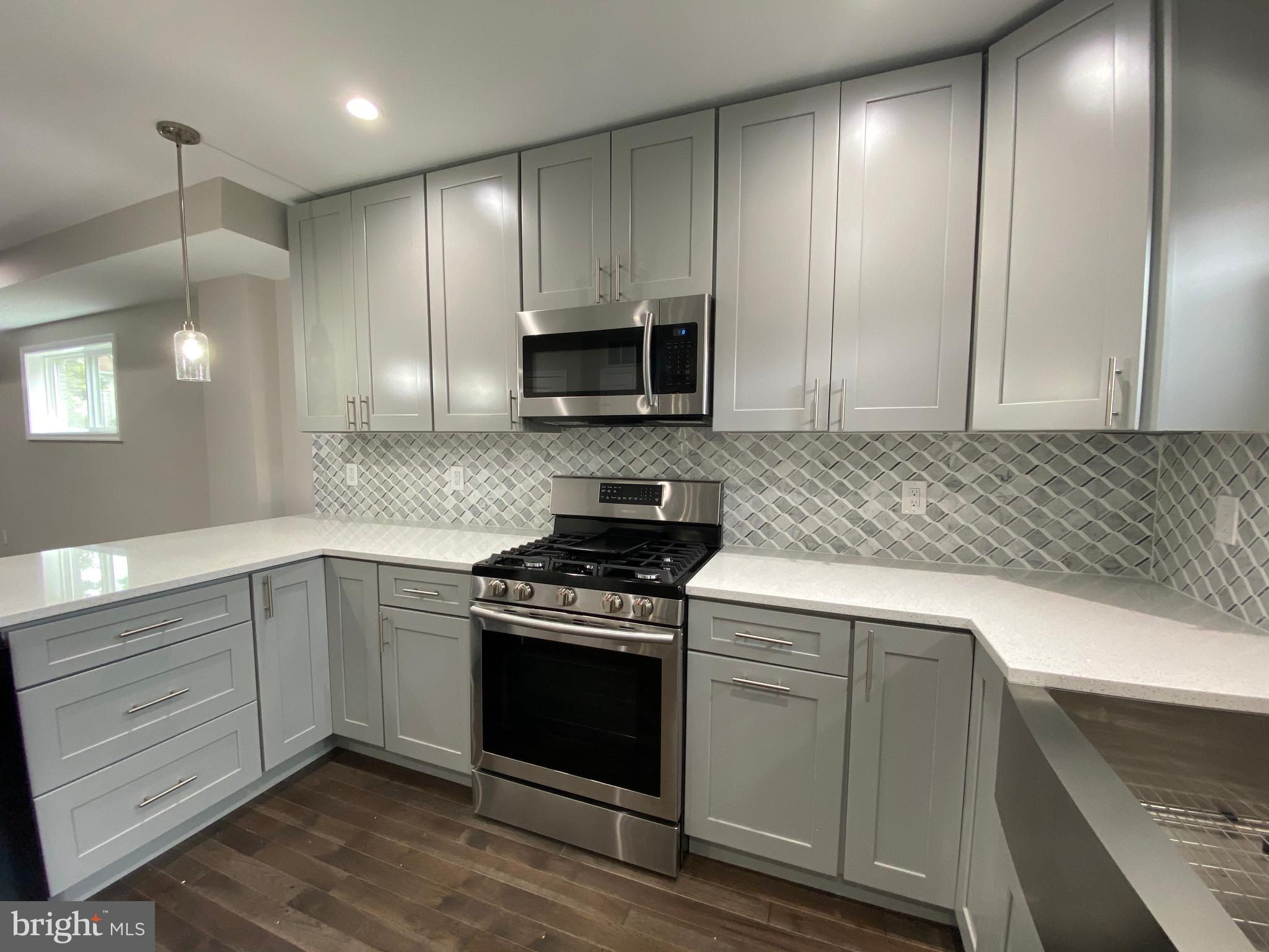 38 Anacostia Road Northeast Washington, DC 20019 - Photo 4 of 21 Kitchen