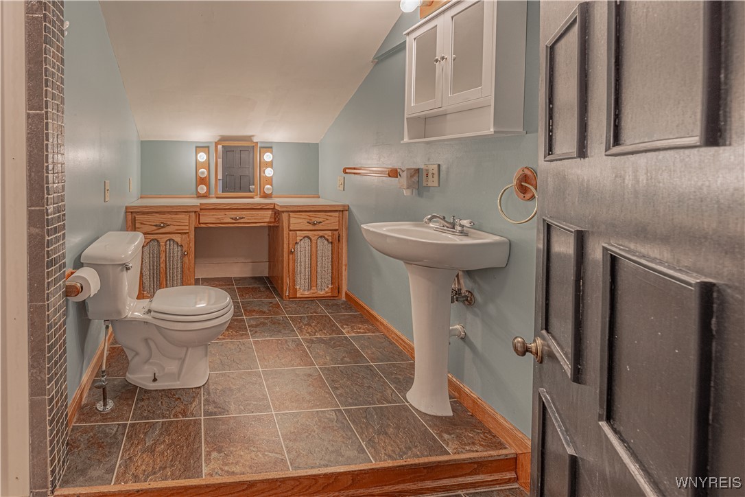 3708 North Ridge Road Cambria, NY 14094 - Photo 40 of 43