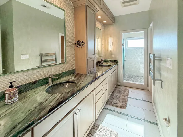 $1,245,000 | 115 A Mar Vista Court, Surfside Beach, TX 77541