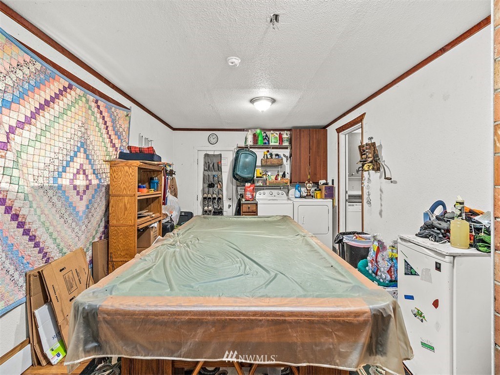14926 Southeast Allen Road Bellevue, WA 98006 - Photo 18 of 22