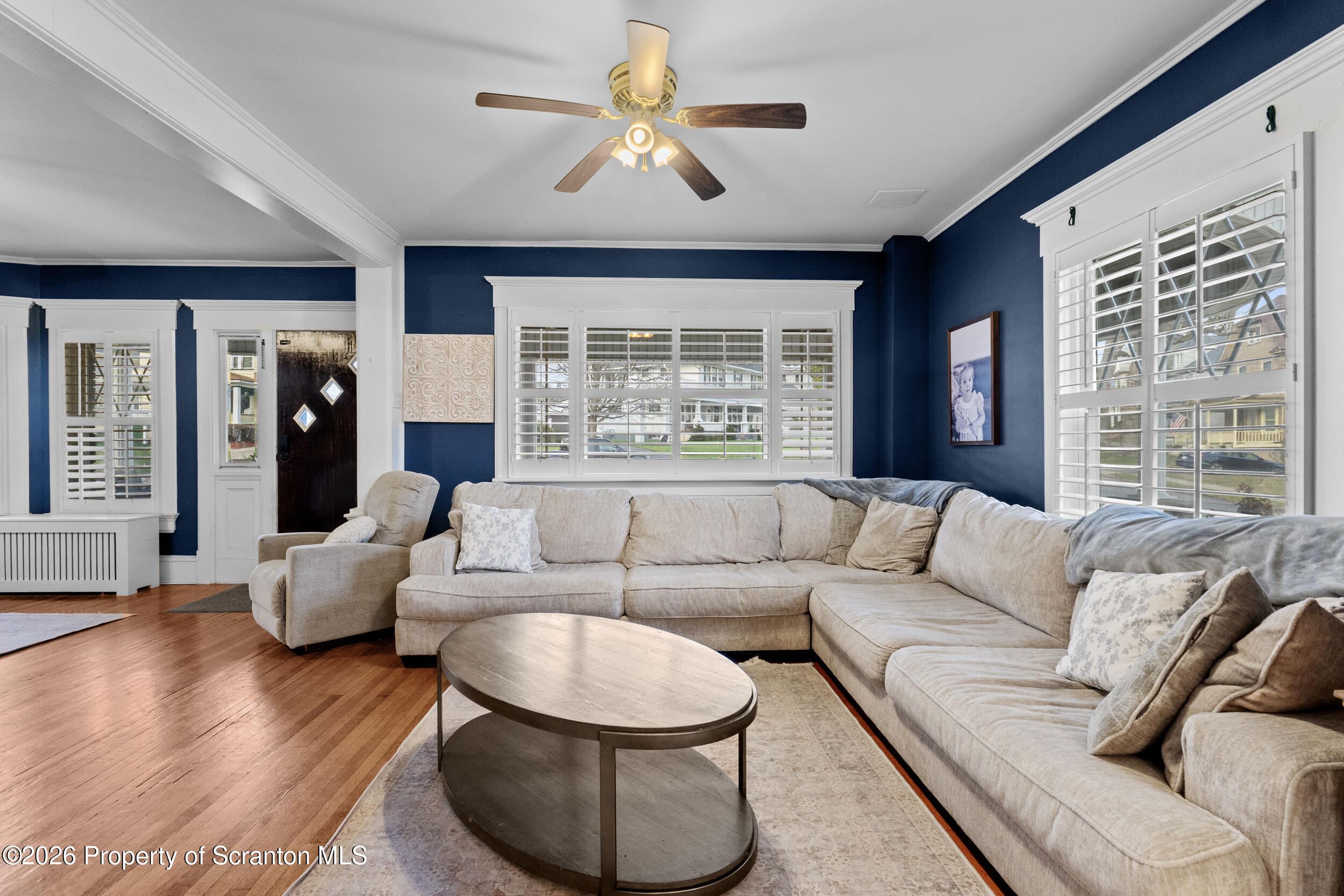 1020 Sunset Street Scranton, PA 18509 - Photo 19 of 46 Living Room