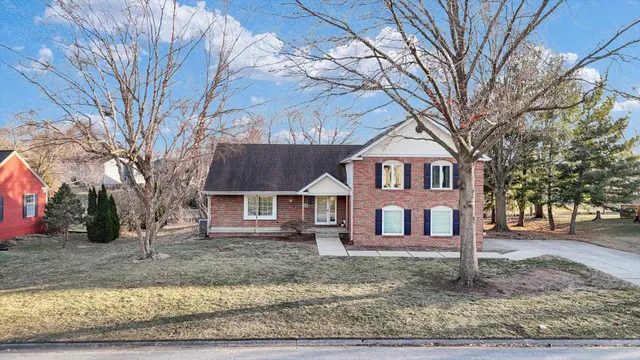 $390,000 | 880 Stevens Creek Lane, Forsyth, IL 62535
