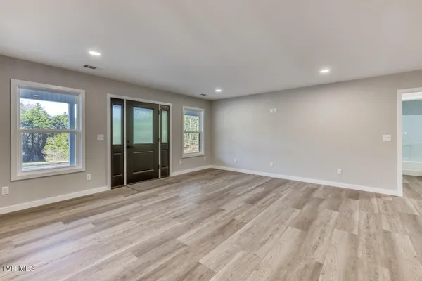 $499,000 | 1105 Laurelwood Lane, Mountain City, TN 37683