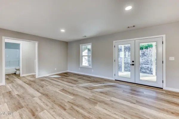 $499,000 | 1105 Laurelwood Lane, Mountain City, TN 37683