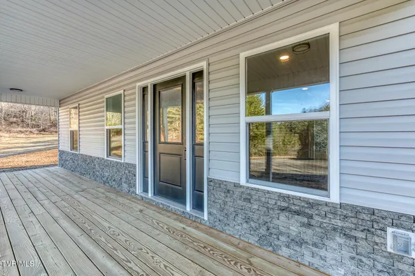 $499,000 | 1105 Laurelwood Lane, Mountain City, TN 37683