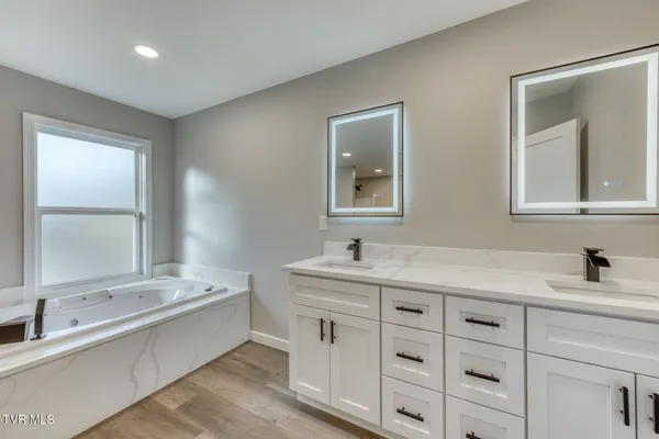 $499,000 | 1105 Laurelwood Lane, Mountain City, TN 37683