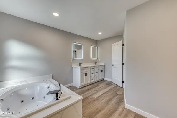 $499,000 | 1105 Laurelwood Lane, Mountain City, TN 37683