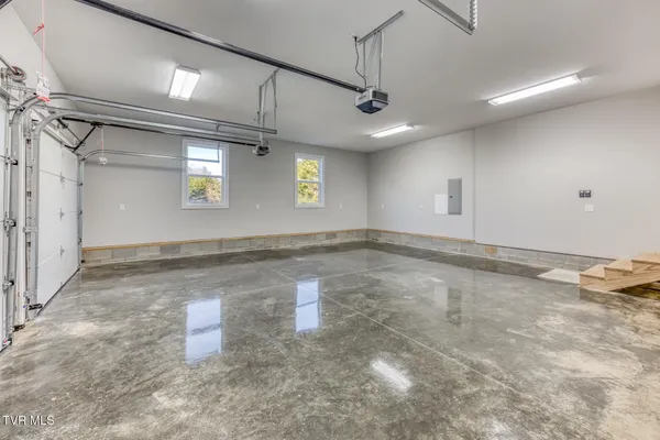 $499,000 | 1105 Laurelwood Lane, Mountain City, TN 37683