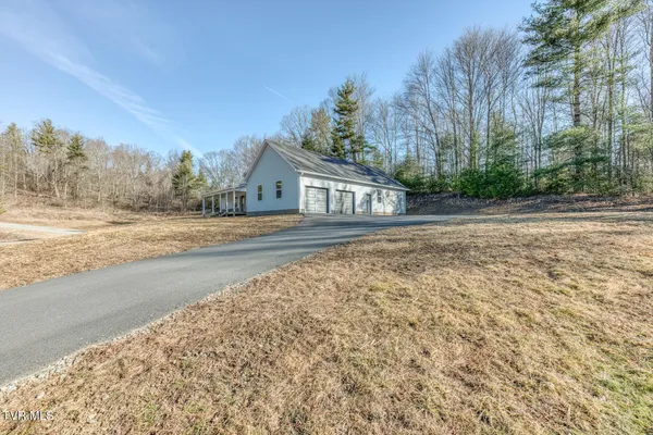 $499,000 | 1105 Laurelwood Lane, Mountain City, TN 37683