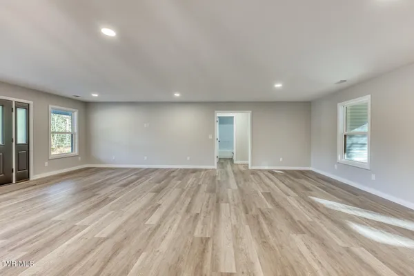 $499,000 | 1105 Laurelwood Lane, Mountain City, TN 37683