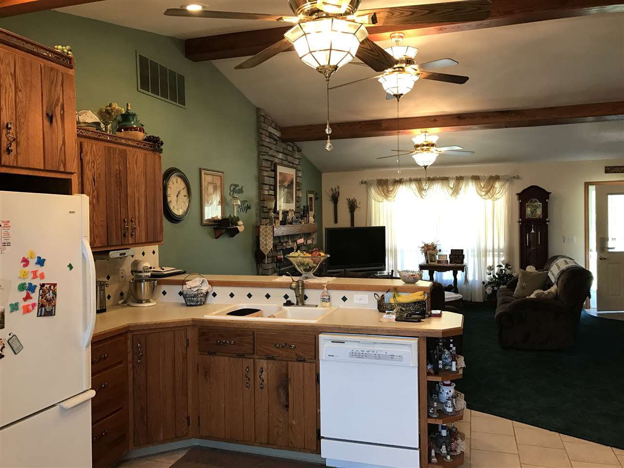 160 Reed Lane Rochester, IN 46975 - Photo 5 of 26