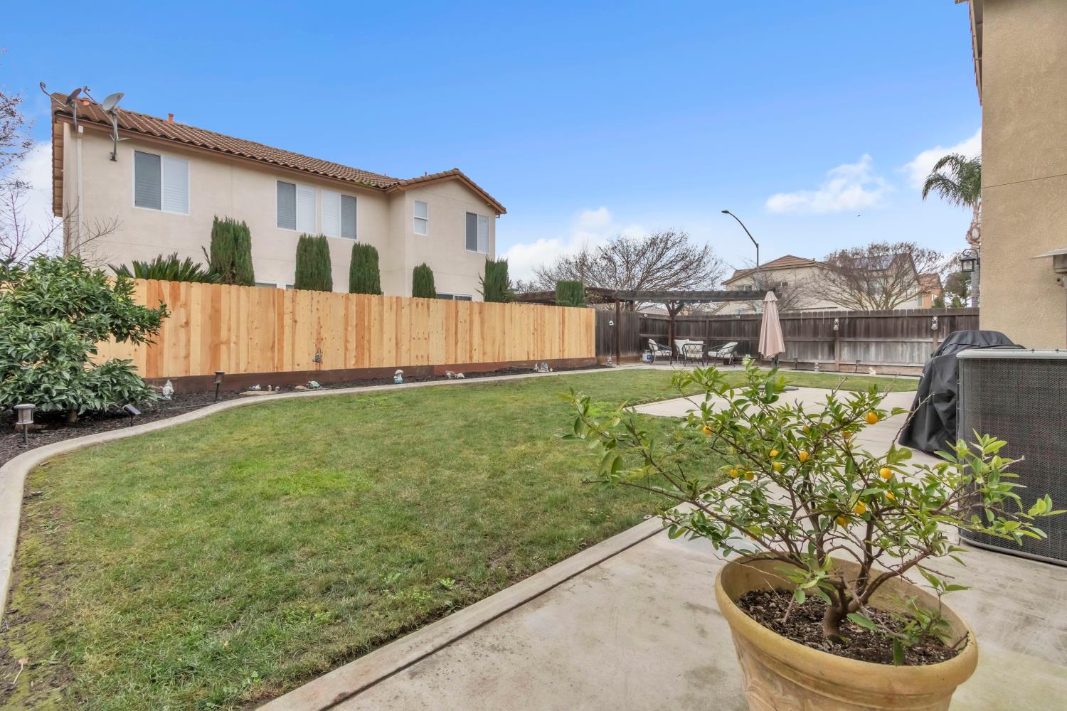 2993 Essie Place Modesto, CA 95355 - Photo 33 of 44 a house view with a garden space