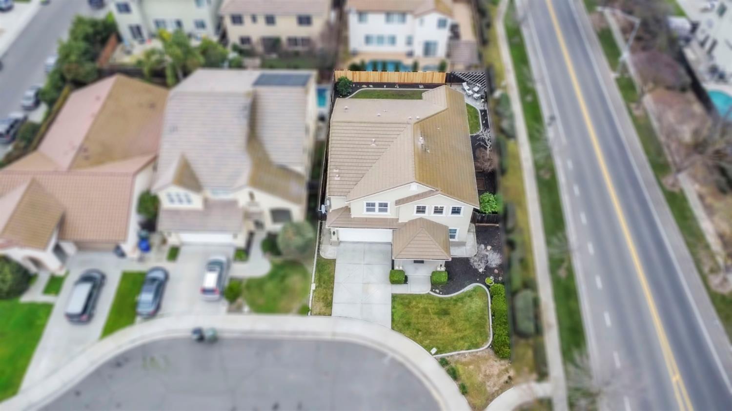 2993 Essie Place Modesto, CA 95355 - Photo 44 of 44 a view of entryway