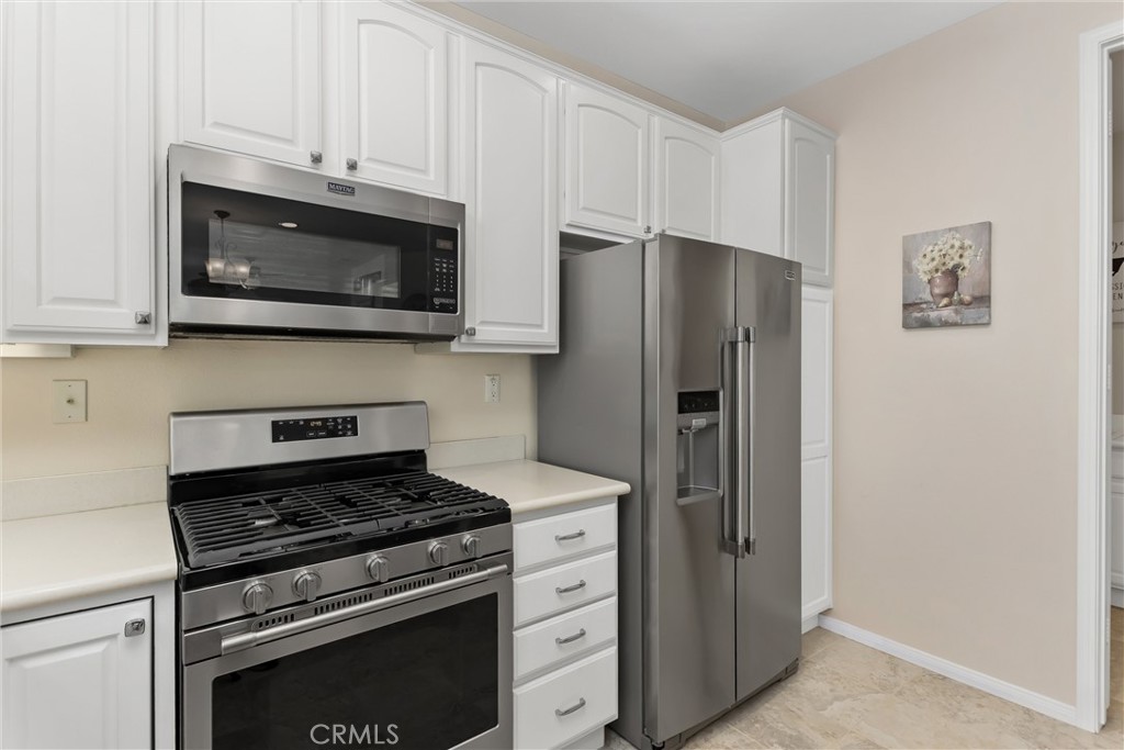 1717 Scottsdale Road Beaumont, CA 92223 - Photo 11 of 38