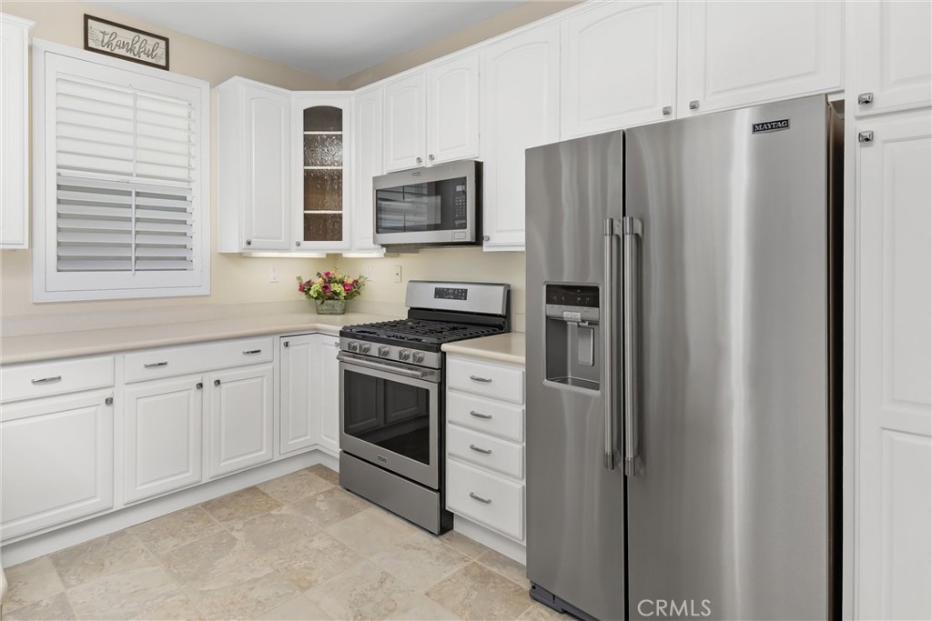 1717 Scottsdale Road Beaumont, CA 92223 - Photo 10 of 38