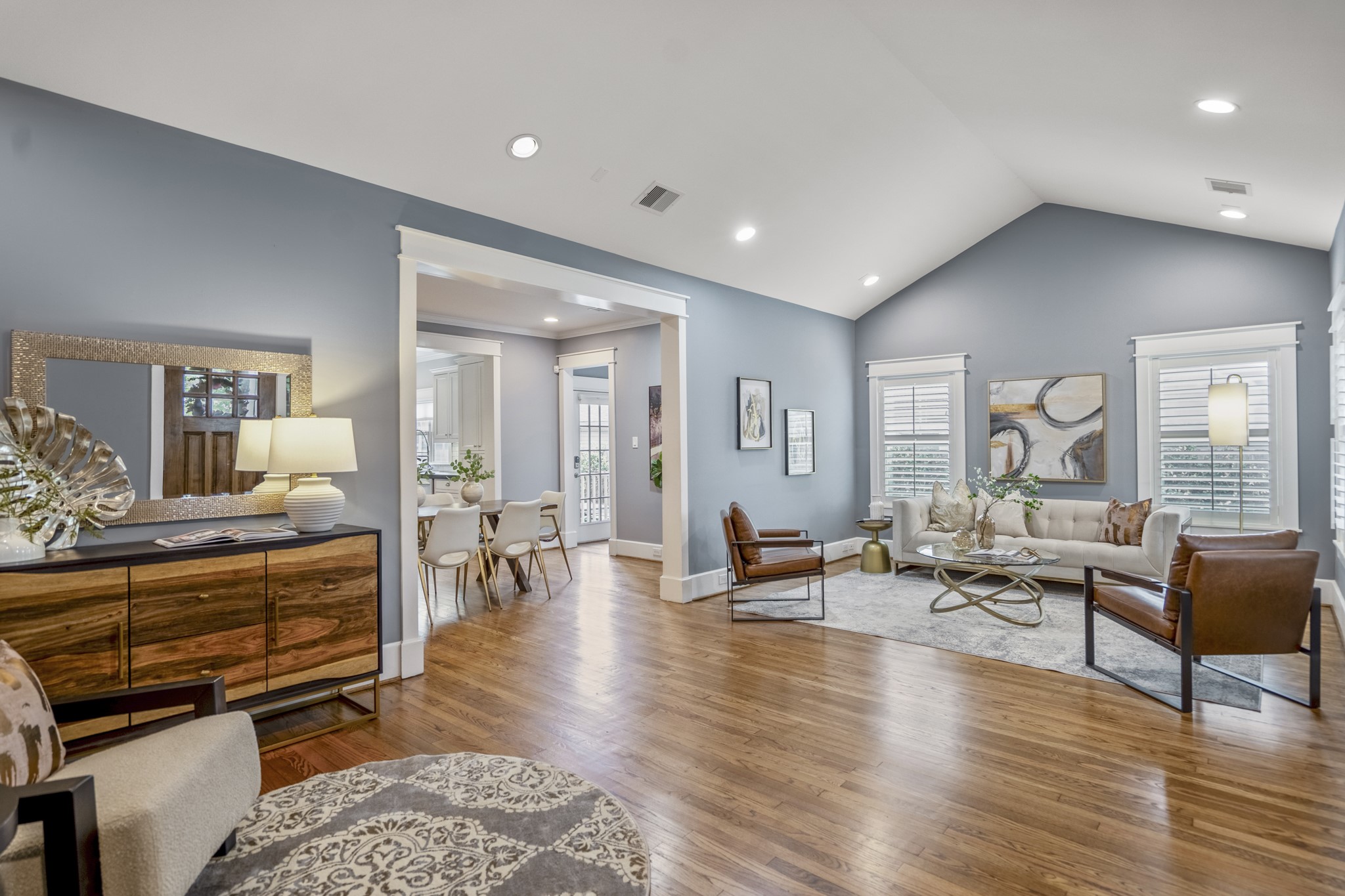 823 East 27th Street Houston, TX 77009 - Photo 13 of 49 a living room with furniture and wooden floor
