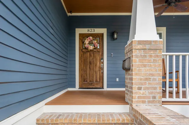 a view of entrance door of the house