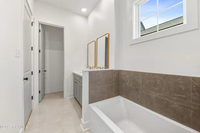 $1,950 | 119 Mayberry Grv Street, Youngsville, LA 70592