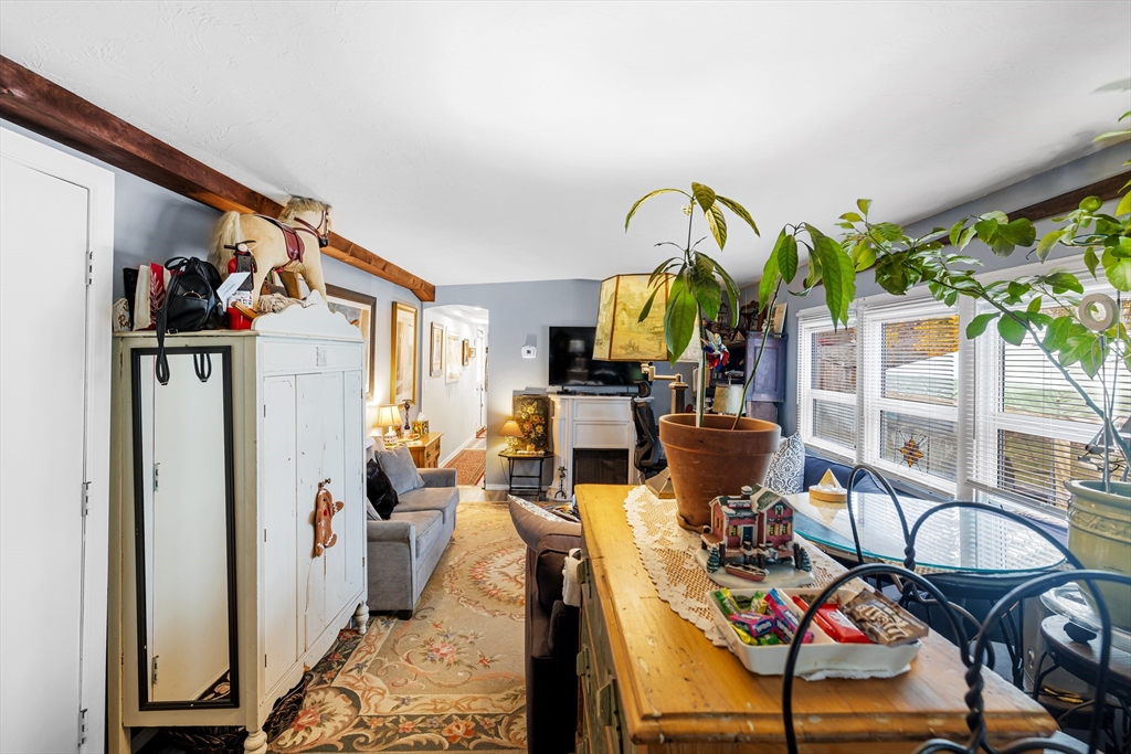 16 Francis Street Wareham, MA 02538 - Photo 8 of 22