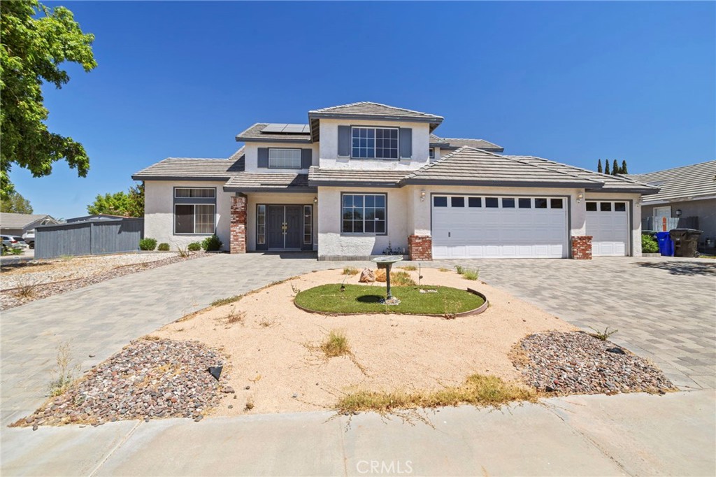 14710 Ponderosa Ranch Road Victorville, CA 92392 - Photo 1 of 27 Gallery Image 1